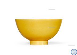 黄釉小碗
