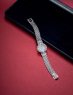 萧邦  精致，女装白金镶钻石链带腕表，型号10/5122，年份约1997，附原厂证书及表盒