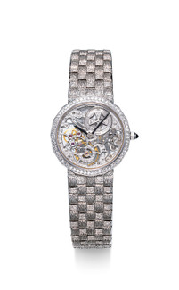 江诗丹顿  罕有优雅，白金镶钻石及蓝宝石镂空机械链带腕表，年份约1998