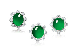 缅甸天然满绿翡翠蛋面配钻石戒指及耳环套装