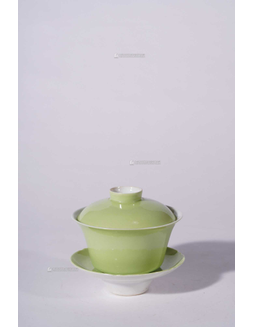苹果绿釉茶碗一套