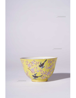 黄地粉彩喜鹊碗