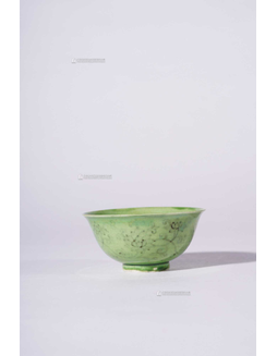 绿釉缠枝莲碗