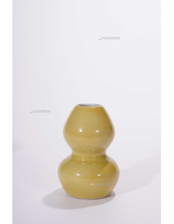 黄釉葫芦瓶