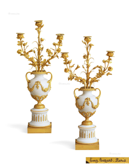 法国 路易十六样式 铜鎏金装饰雪花膏石三头烛台