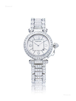 卡地亚 高贵优雅，女装白金镶钻石自动链带腕表，备日期显示