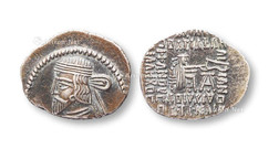 公元78-105年  安息帝国帕克罗斯二世银币