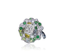 胡茵菲设计，钻石、蓝宝石及沙弗莱石「皇家帽饰系列」戒指