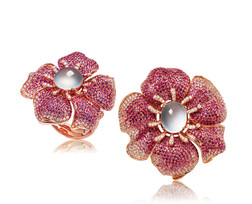 缅甸天然冰种翡翠配钻石及彩色宝石「花朵」胸针及戒指套装