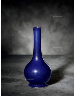 茄皮紫釉长颈瓶