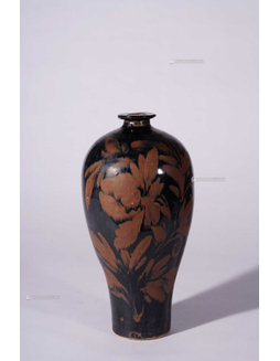 黑釉花卉梅瓶