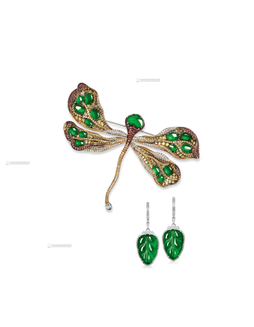 天然滿綠翡翠配鉆石及彩色寶石胸針及耳環套裝