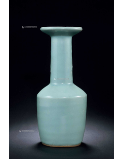 龍泉窯粉青釉“砧青磁”紙錘瓶