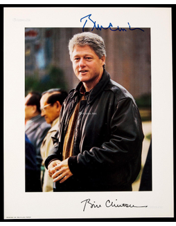“美国第四十二任总统”比尔克林顿（William Jefferson Clinton）亲笔签名照