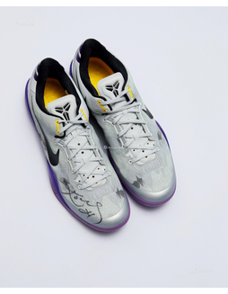 Kobe Bryant Autographed Collection Nike Zoom Kobe VII PE