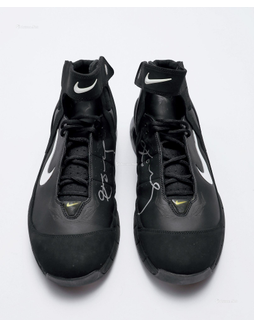 Kobe Bryant Autographed Collection  Nike Zoom Huarache 2K5 PE