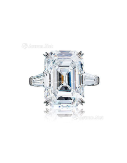 海瑞·温斯顿设计 12.14克拉D色钻石戒指，净度内部无瑕