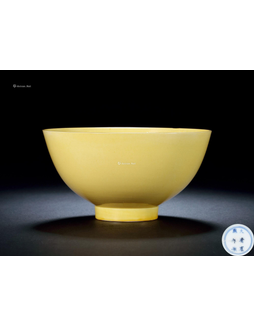 黄釉碗