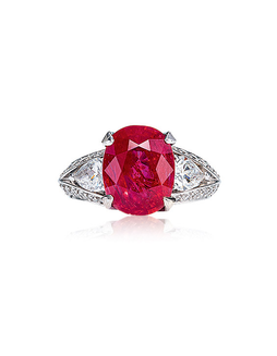 梵克雅宝设计 5.29克拉缅甸红宝石配钻石戒指，未经加热