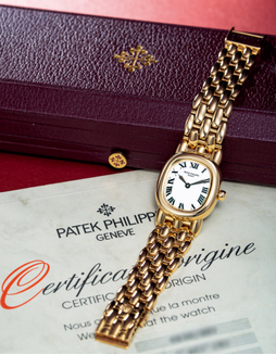 百达翡丽 优美精致，女装黄金链带腕表，型号4830，年份约1994，附原厂证书及表盒