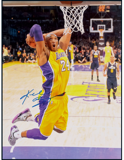 “黑曼巴”科比·布莱恩特（Kobe Bryant）亲笔签名照，附证书