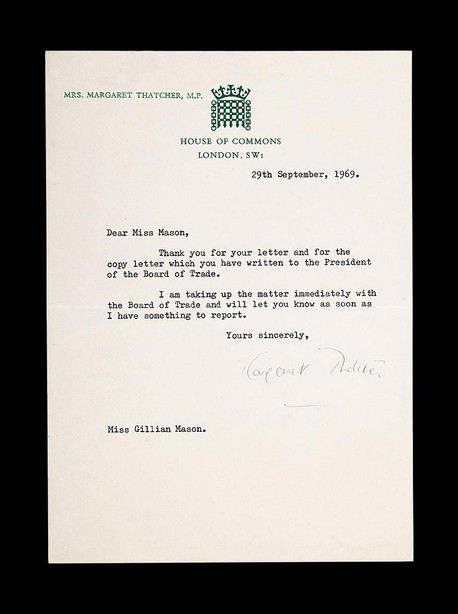 《铁娘子》玛格丽特·希尔达·撒切尔夫人（Margaret Hilda Thatcher）签名信一件