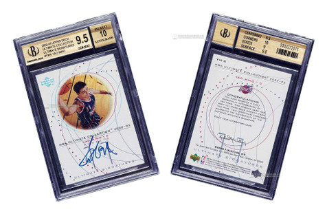 2002-03赛季 Upper Deck Ultimate Collection系列 姚明（Yao Ming）新秀签字球星卡，BGS评级9.5分，墨迹10分