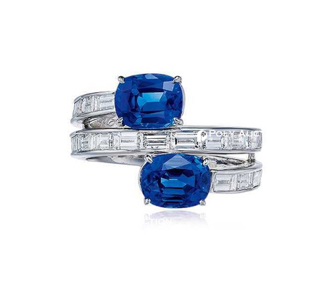 梵克雅宝设计 2.36及2.04克拉枕形克什米尔蓝宝石戒指