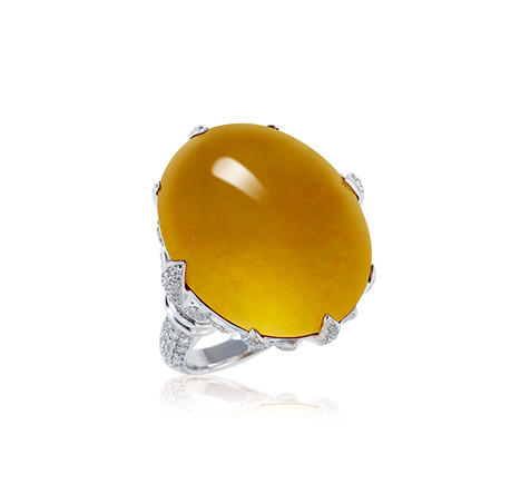 缅甸天然黄翡蛋面配钻石戒指