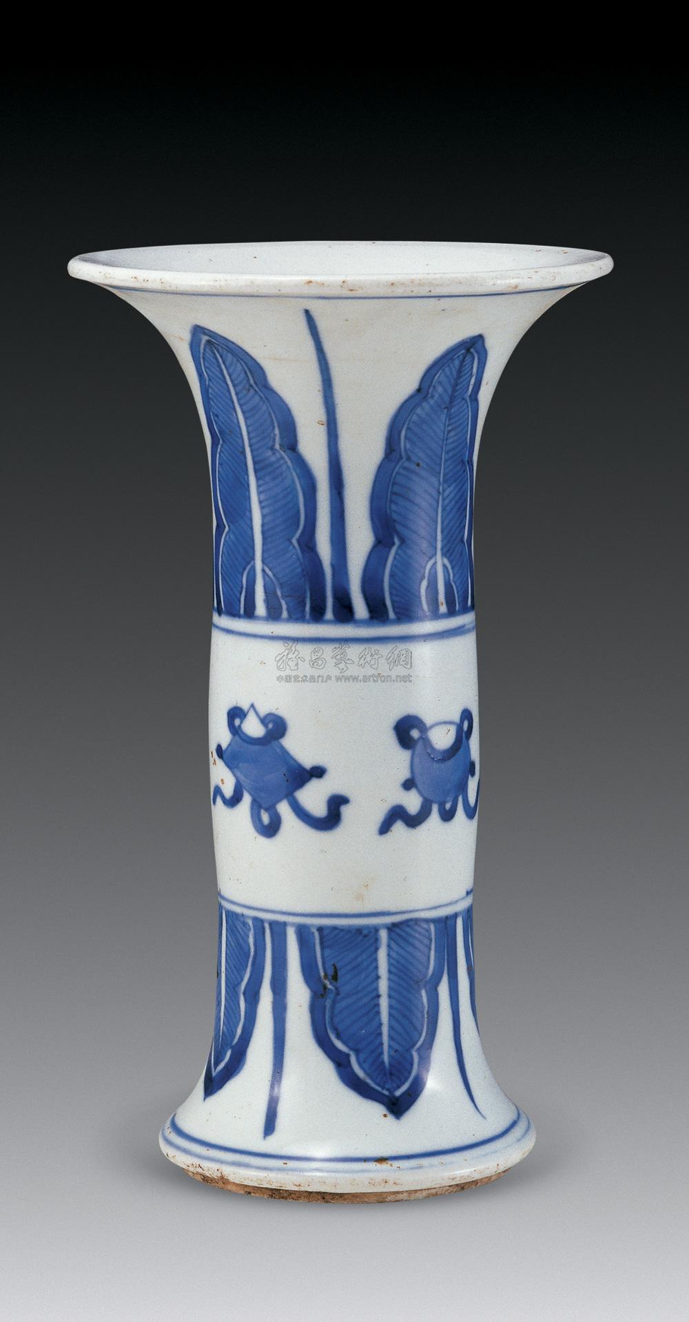 青花蕉叶纹花觚-2005仲夏拍卖会·古董珍玩-雅昌拍卖