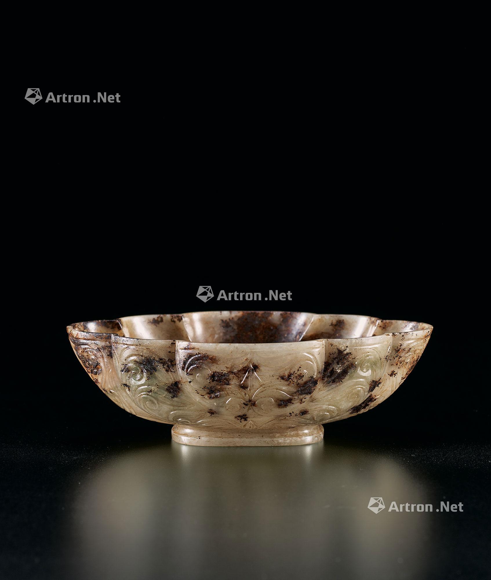 0597 唐 白玉八瓣花形杯