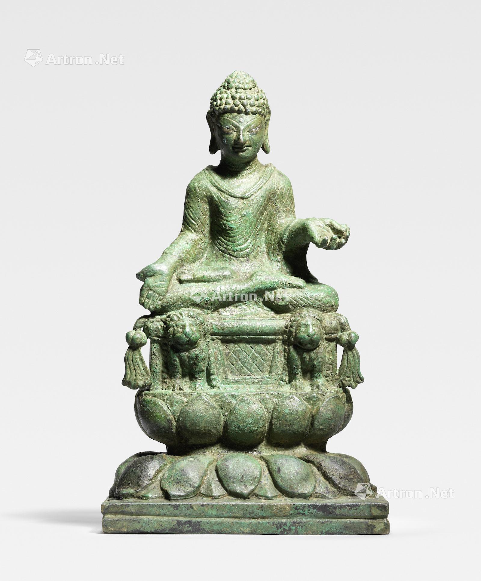 0013 斯瓦特河谷,八/九世纪 铜错银释迦牟尼坐像