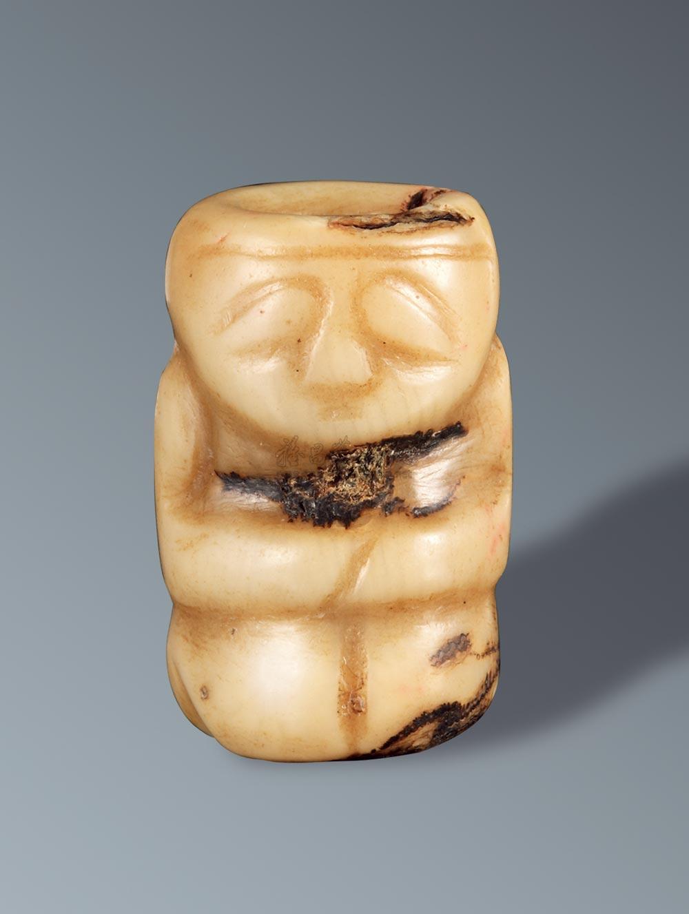 5095春秋虎骨雕人物