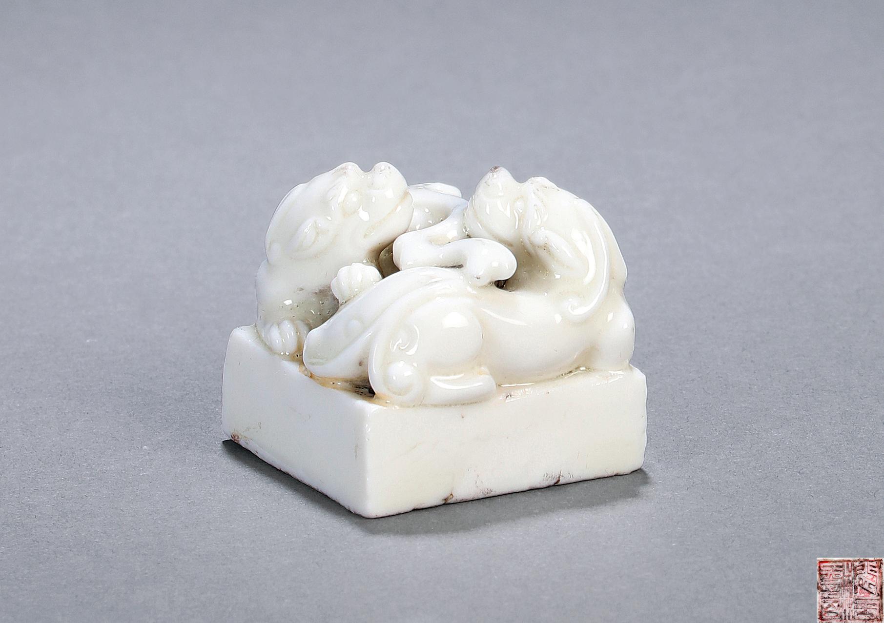 6390清德化窑雕瓷印章