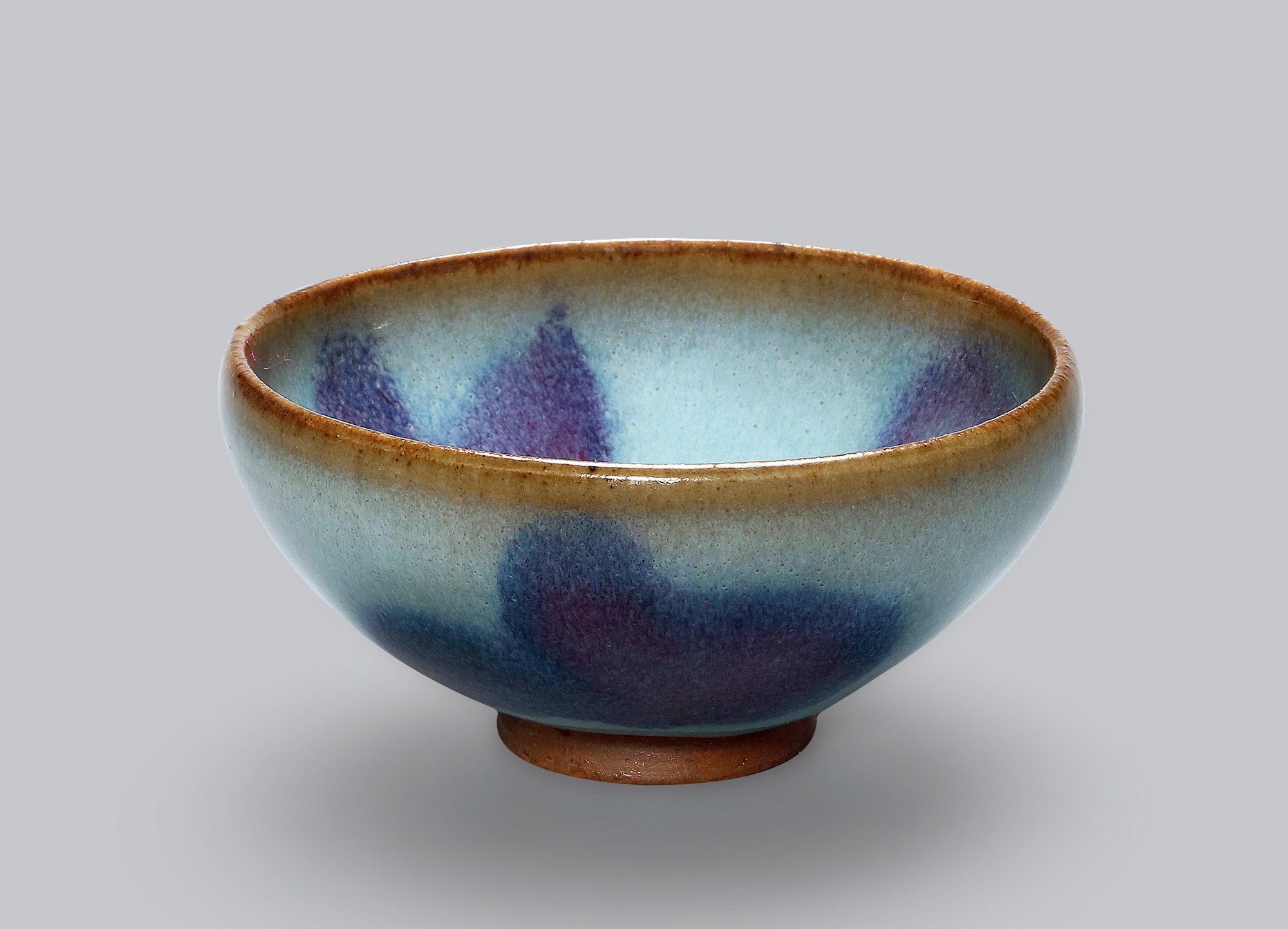 5210明钧窑天蓝釉玫瑰紫斑敛口盏