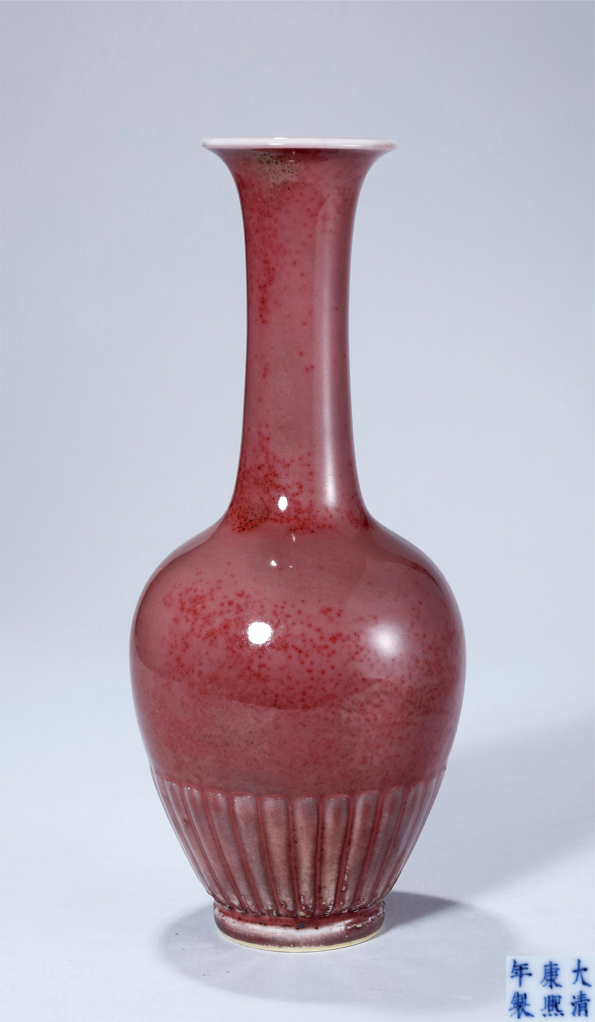 豇豆红釉菊瓣瓶-挹古芳—宫廷艺术与重要瓷器,玉器,工艺品-雅昌拍卖