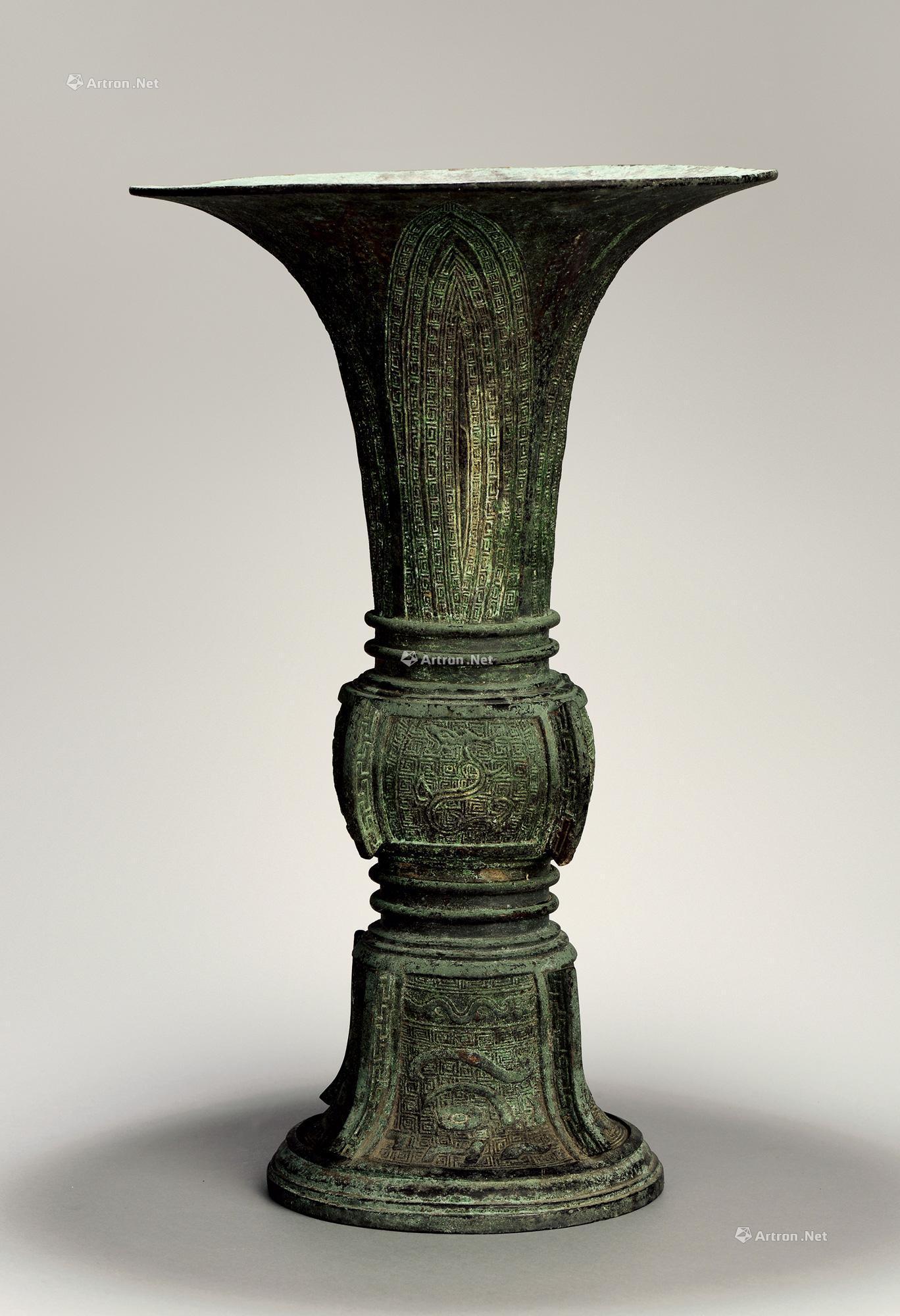 铜出戟蕉叶纹花觚-空碧悠悠—承盒 景泰蓝专场/明清铜器专场-雅昌拍卖