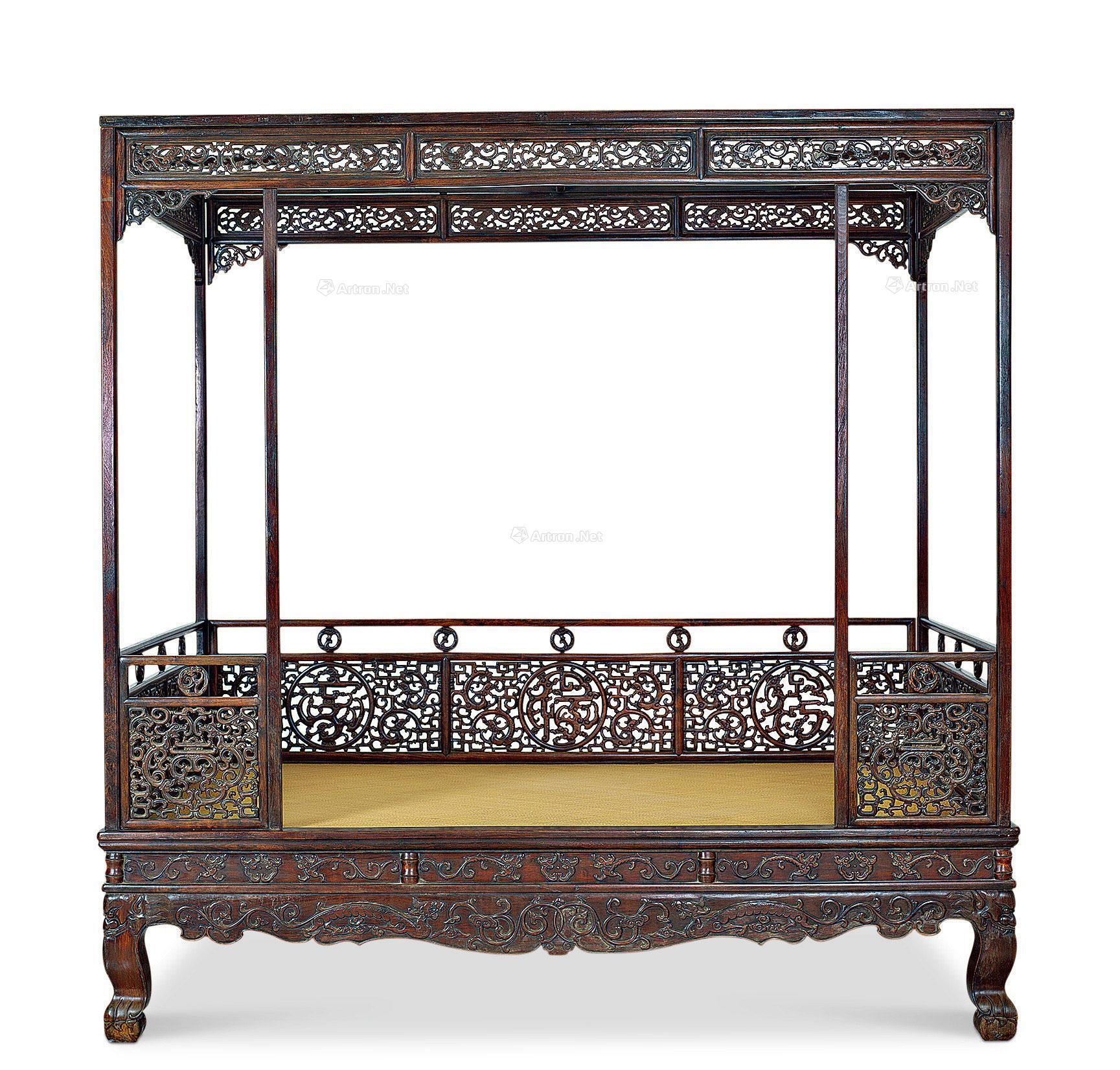 1623清早期黄花梨螭龙聚宝纹架子床