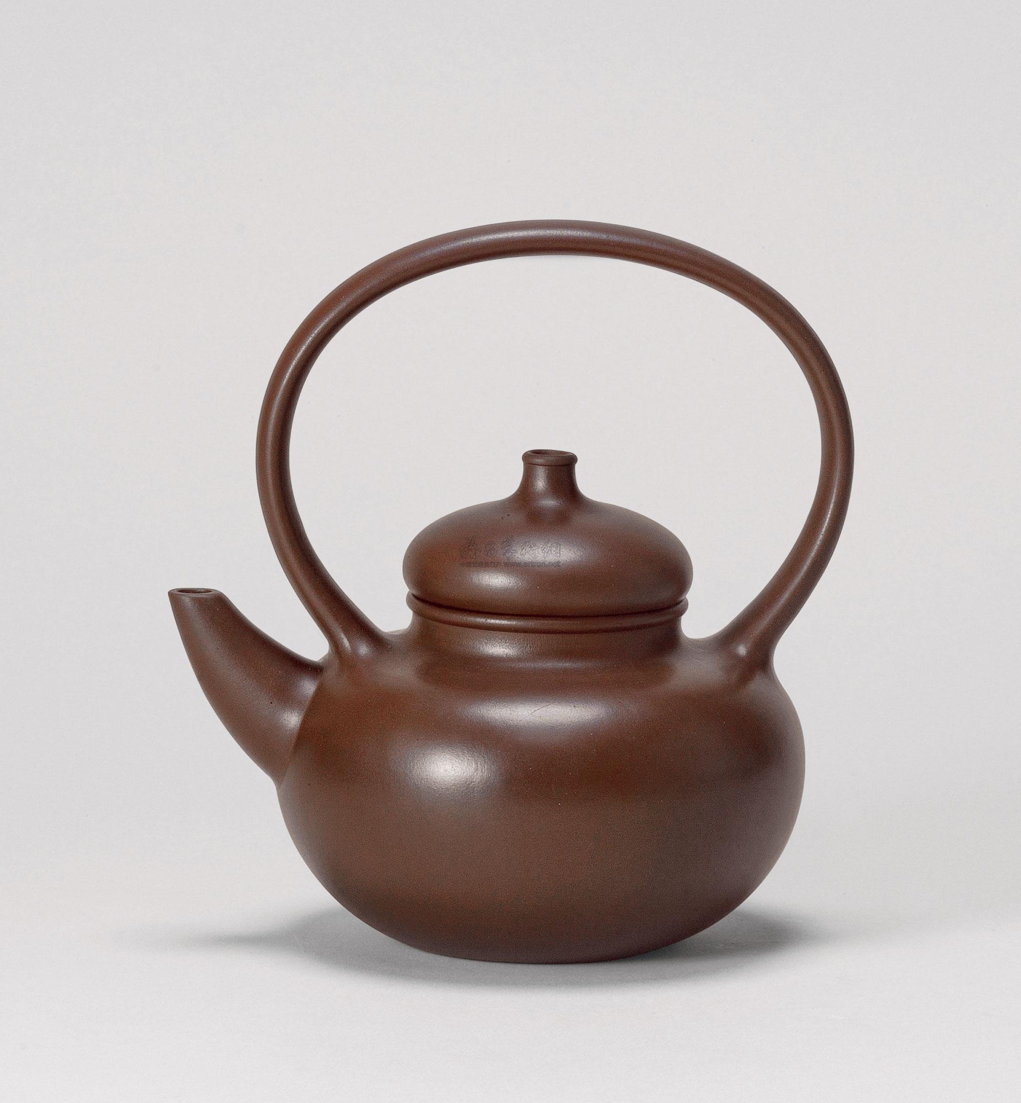 何道洪 纳洪智提梁壶-近现代及当代紫砂专场-雅昌拍卖