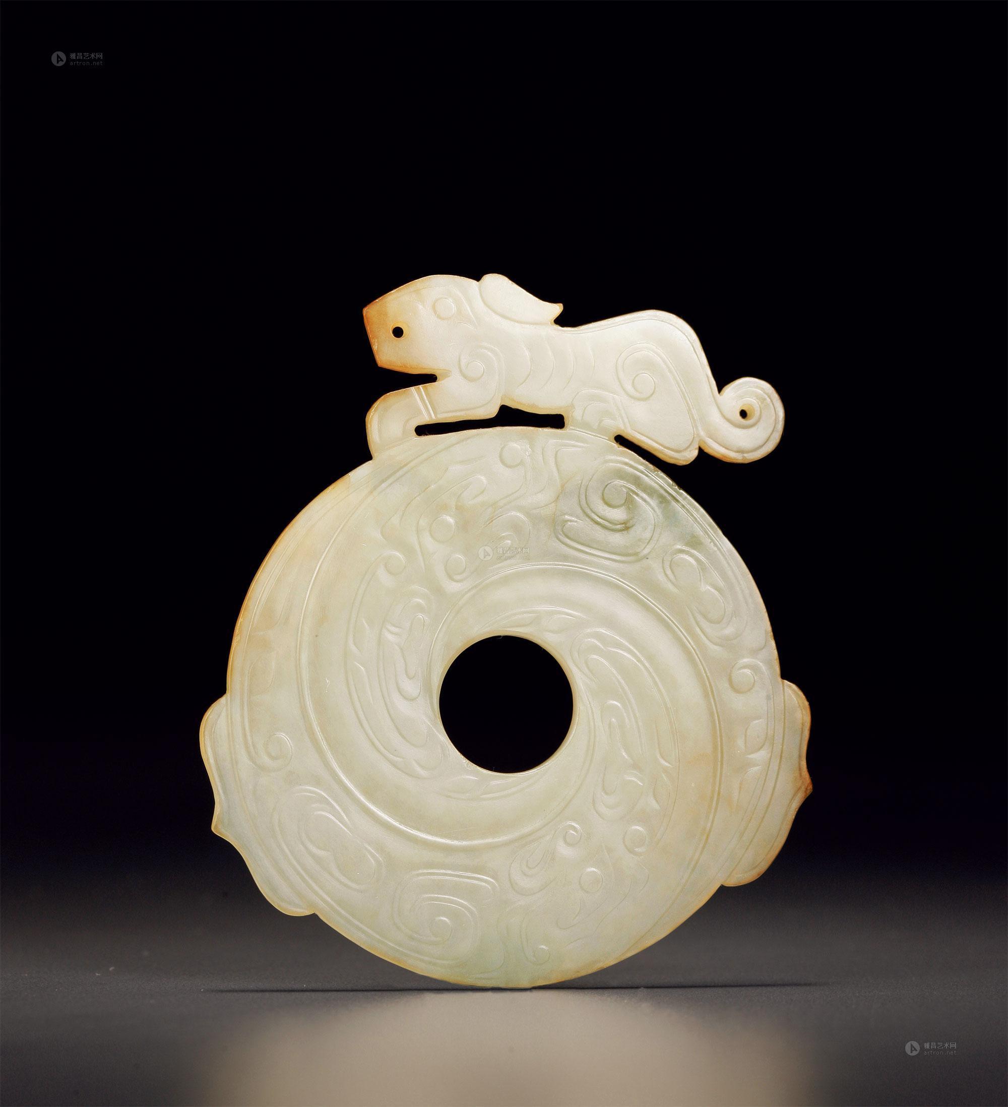 3980 明 白玉仿古璧