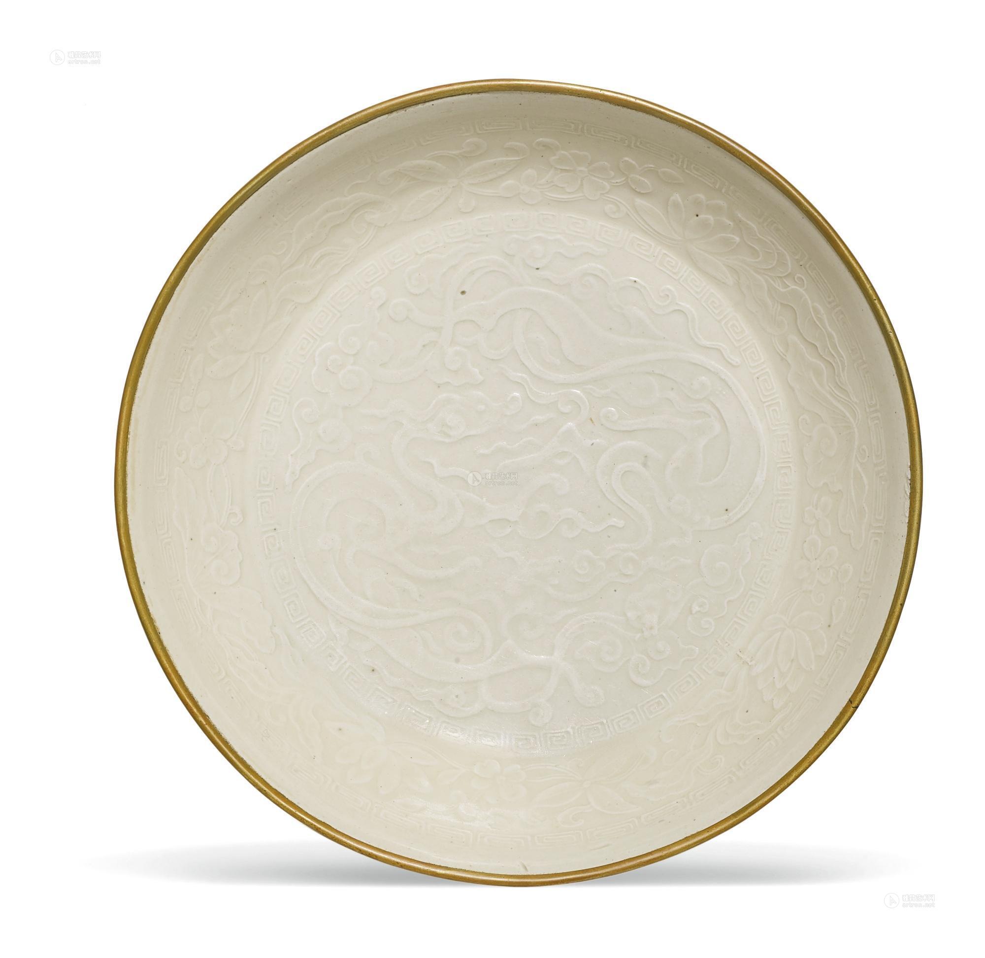 定窑白釉印穿云游龙纹盘-重要中国瓷器工艺品-雅昌拍卖