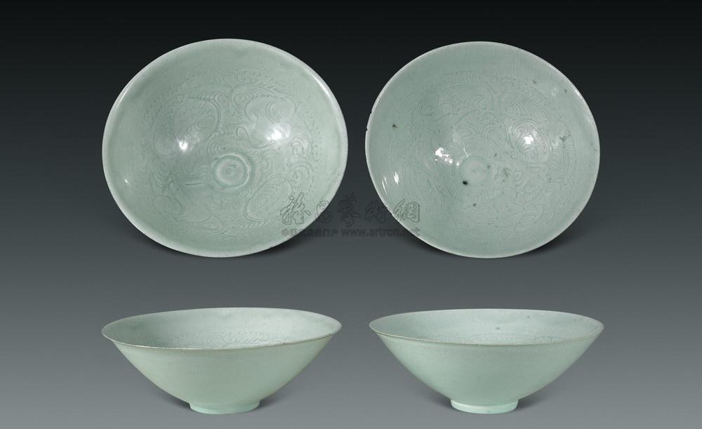 576 宋 影青划花婴戏斗笠碗 一对