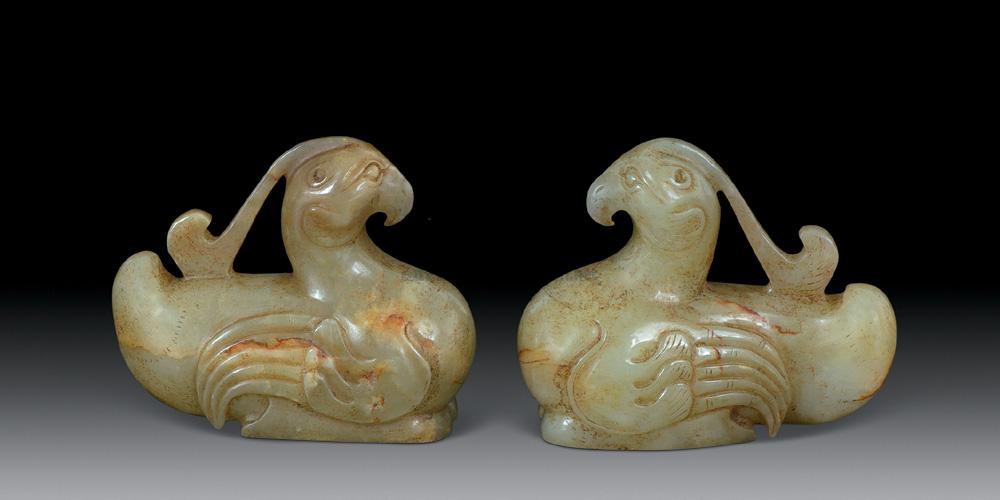 0276汉代青白玉凤鸟摆件一对