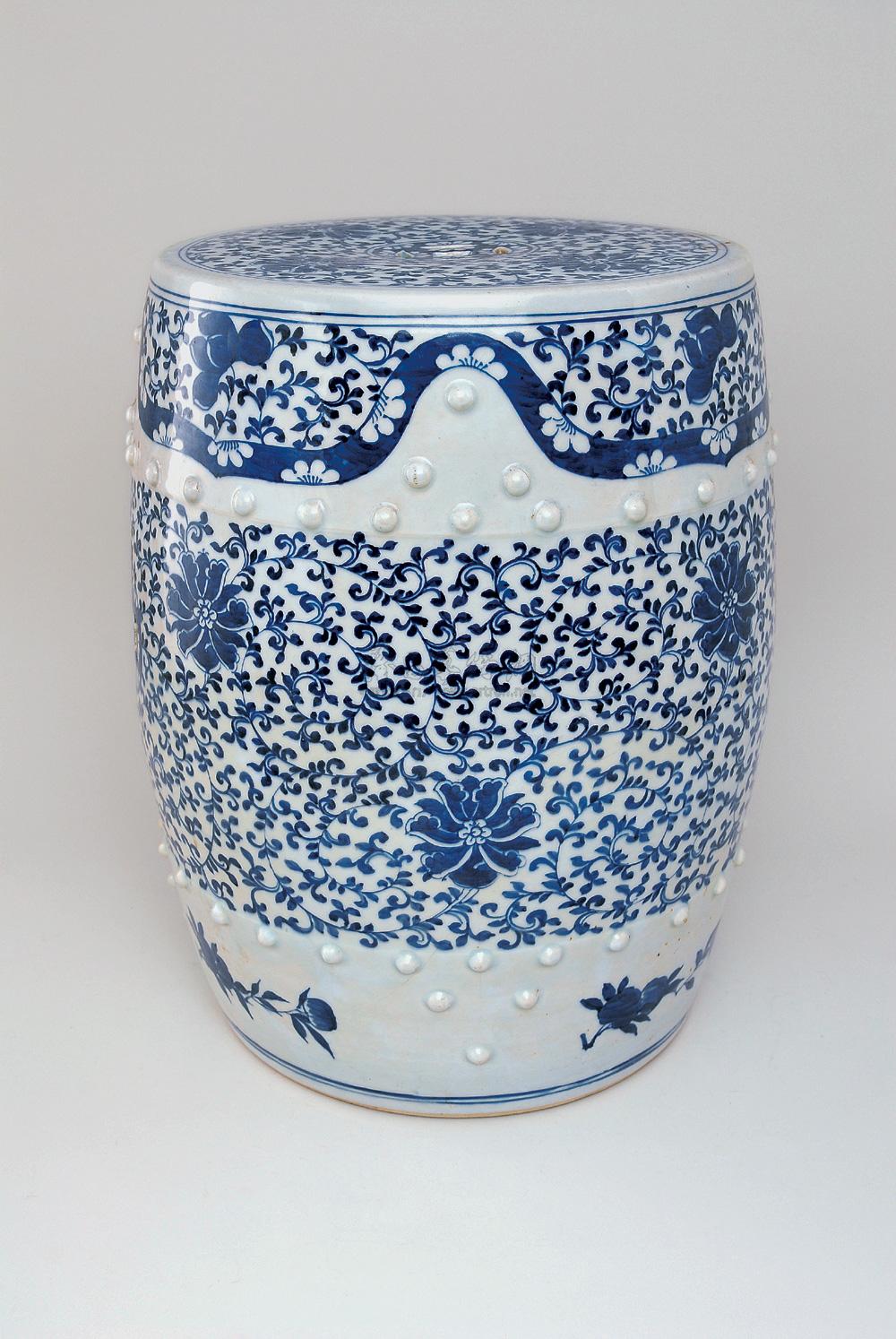 青花缠枝莲纹鼓凳-中国陶瓷及艺术珍玩-雅昌拍卖