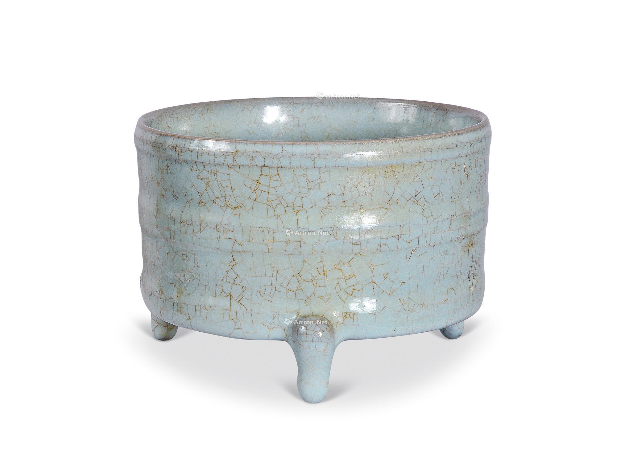 0347北宋汝窑三足炉