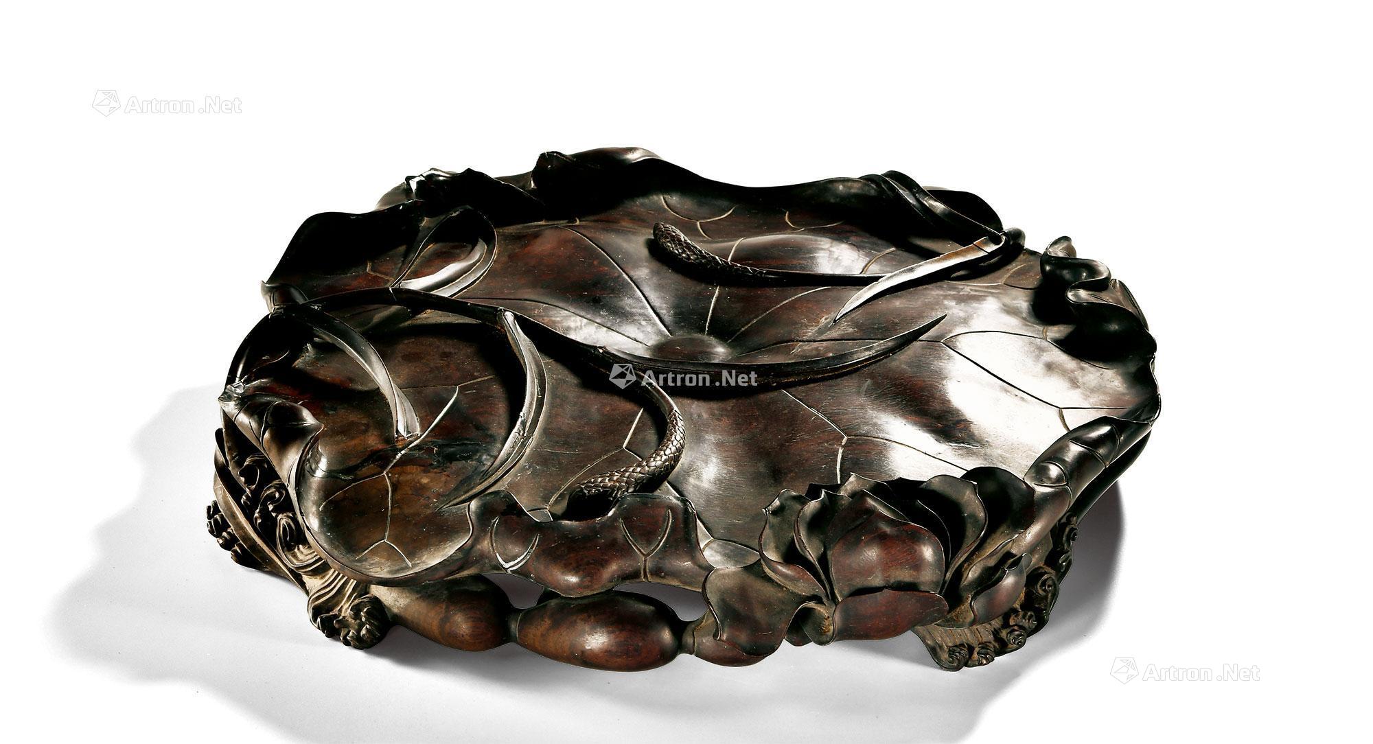 0964清中期硬木雕荷叶式大座