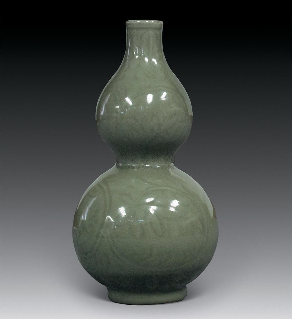 0176 宋 龙泉窑 刻花葫芦瓶