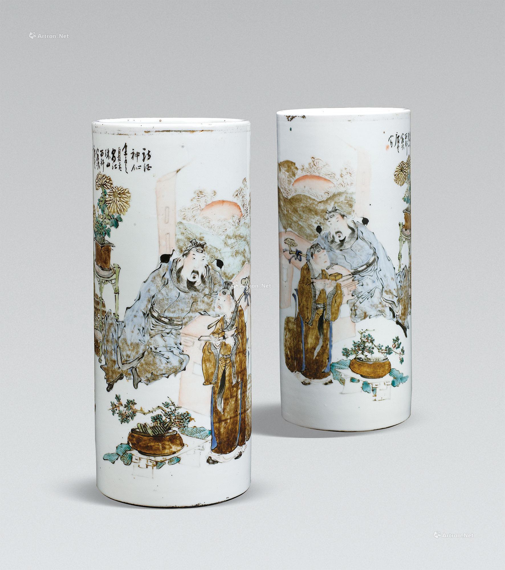 1096民国马庆云浅绛彩人物帽筒一对