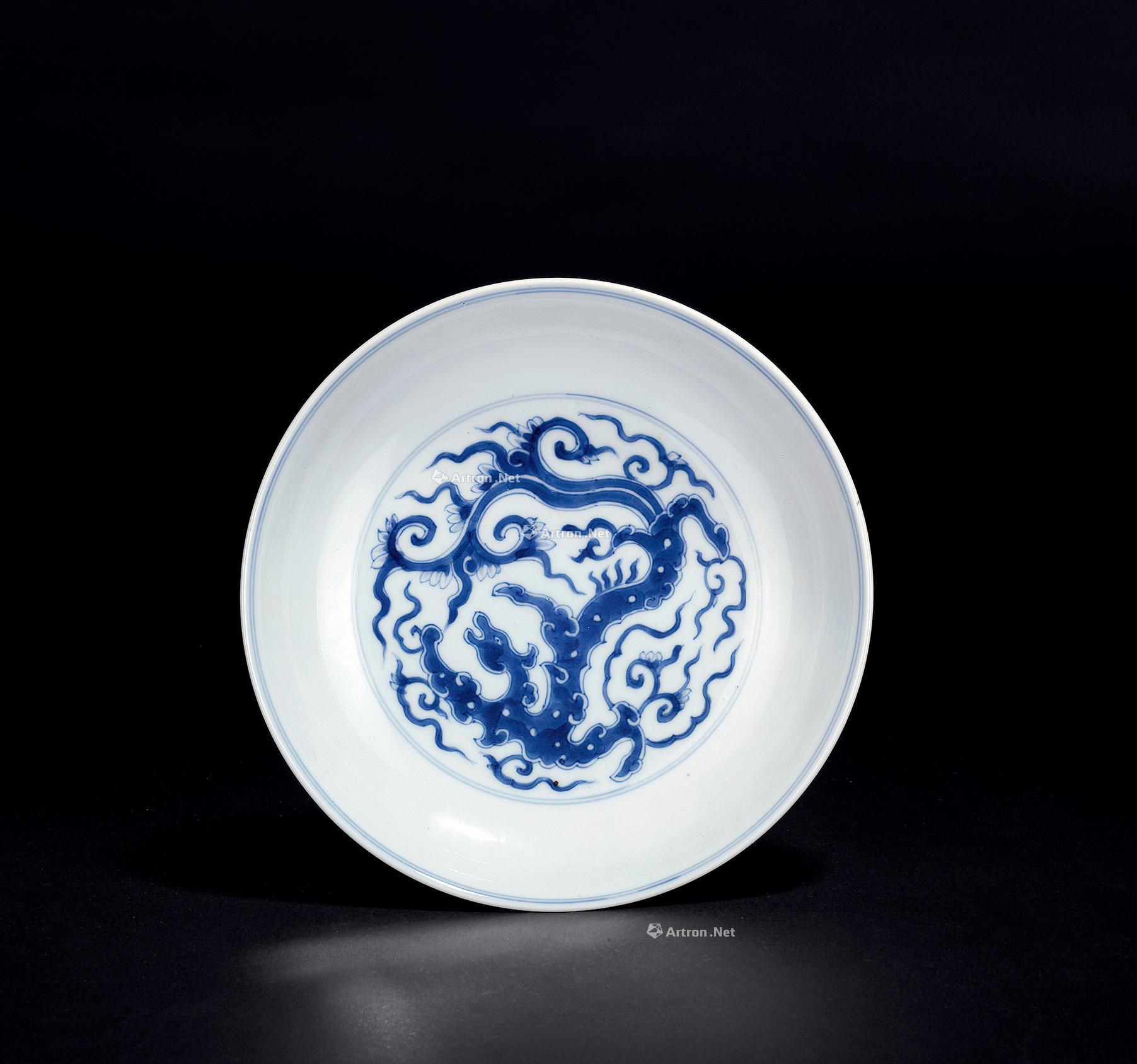 0911清雍正青花夔龙纹盘