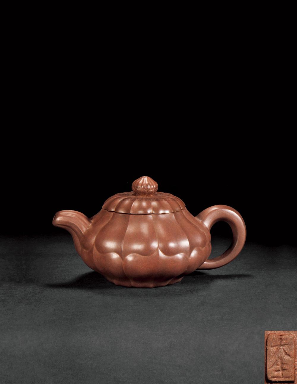 范大生制紫泥合菱壶-紫泥菁英—紫砂古器汇珍-雅昌拍卖